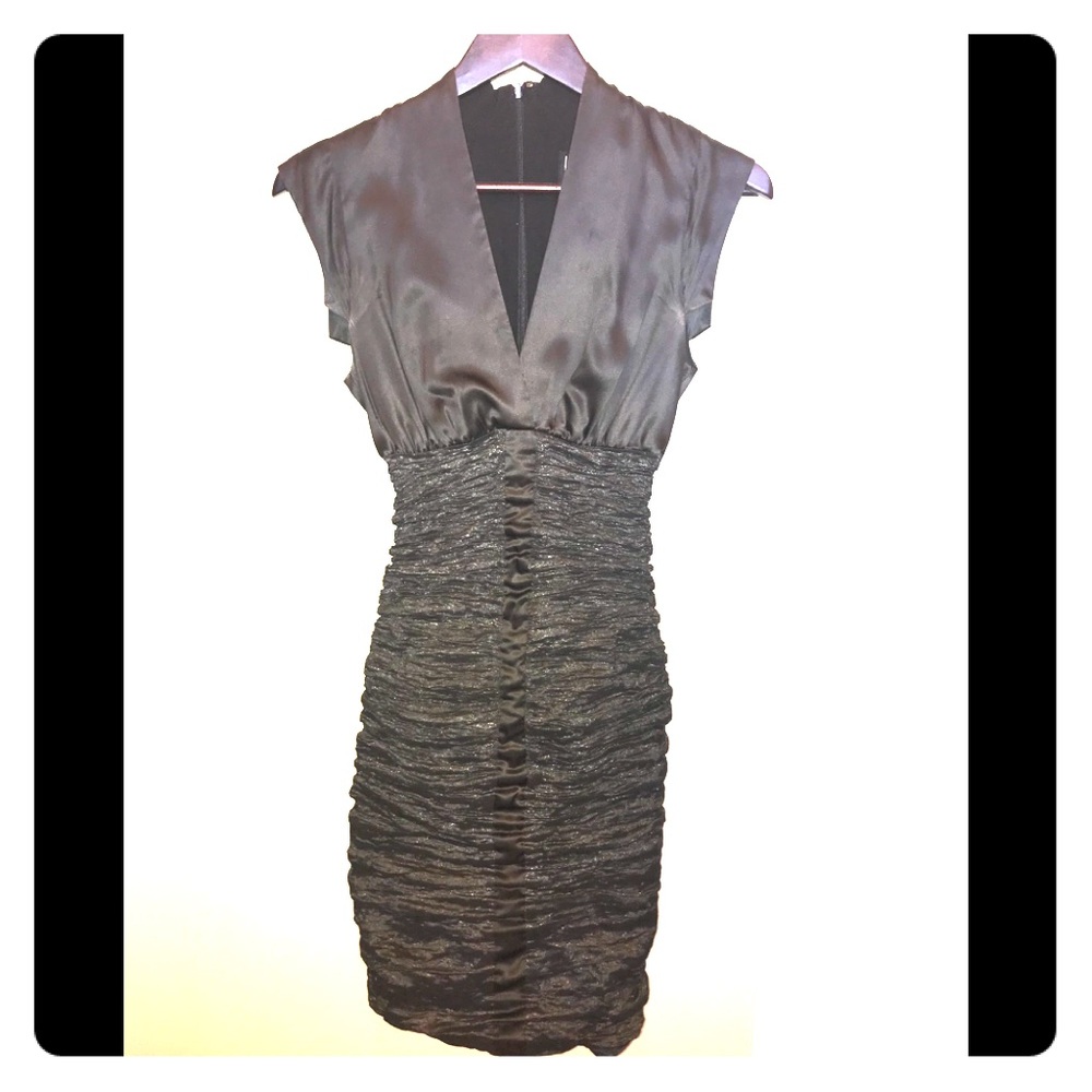 Gorgeous fitted dress by Nicole Miller